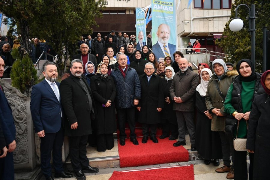 Başkan Büyükkılıç: “sevdamız Şehrimize, Sevdamız İnsanımıza, Sevdamız Ay Yıldızlı Türk Bayrağımıza”