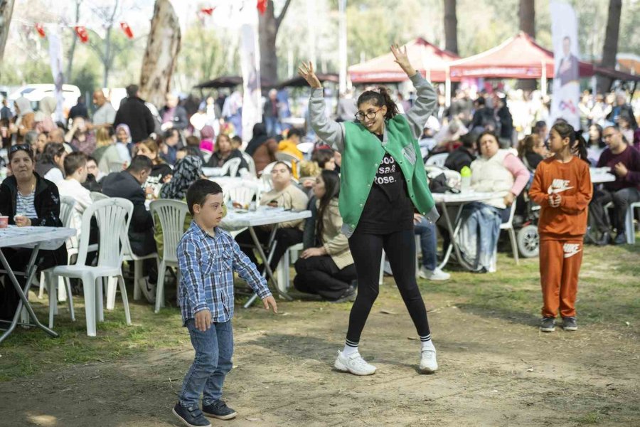 Başkan Seçer: "her Kesimin Ve Herkesin Sorununa Çözüm Bulmak, Yanında Olmak İçin Çaba Sarf Ettik"