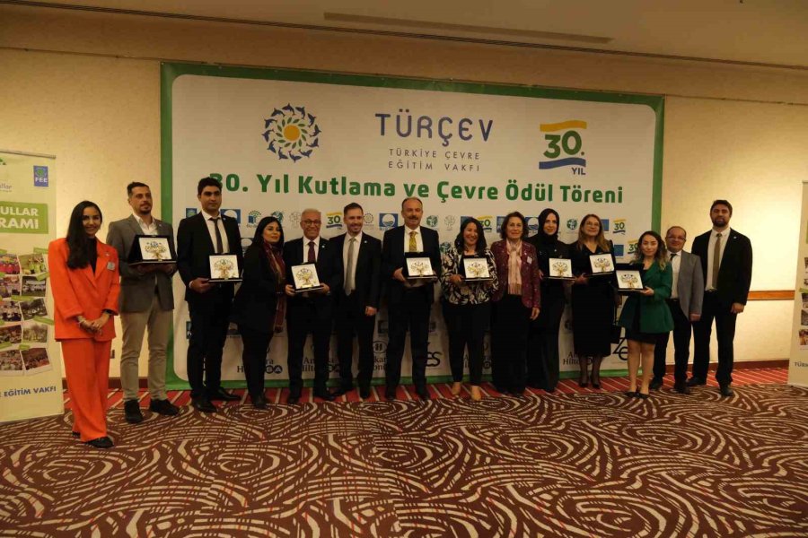 Antalya Büyükşehir Belediyesi 20. Çevre Ödülünü Aldı