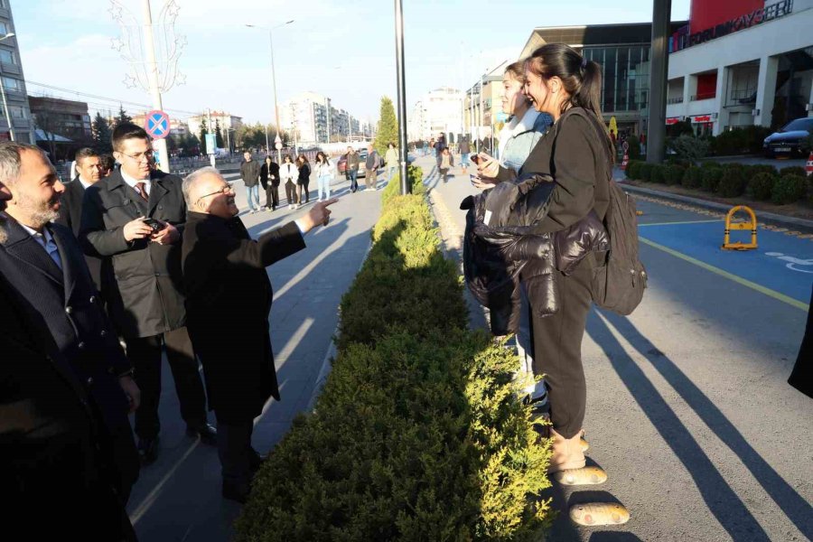 Başkan Büyükkılıç’a Esnaf Ve Vatandaşlardan Sıcak Ve Samimi İlgi