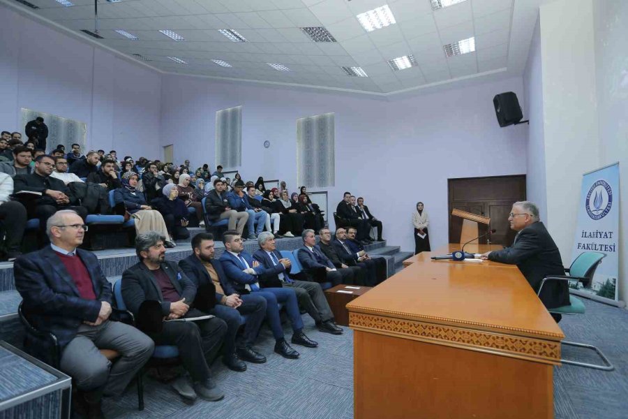 Genç Dostu Başkan, Kampüs Buluşmaları’nda Öğrencilerle Bir Araya Geldi