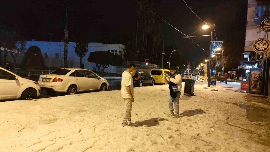 Antalya’da Dev Hortum Panik Dolu Anlar Yaşattı