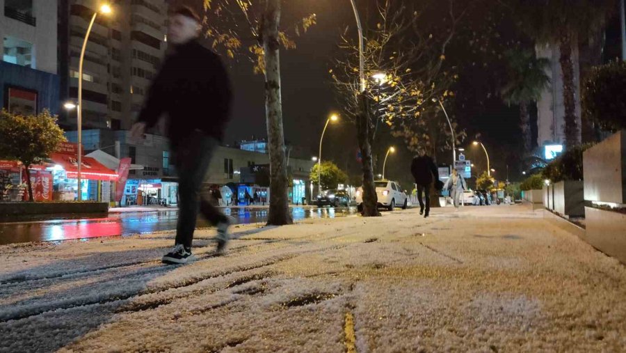 Antalya’da Dev Hortum Panik Dolu Anlar Yaşattı