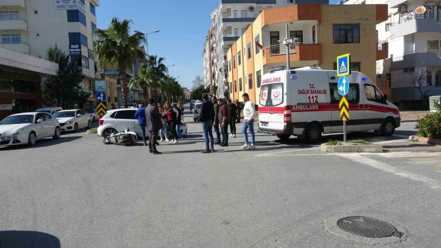 Manavgat’ta 2 Motosiklet Kazası: 1 Yaralı