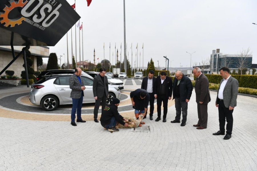 Kayseri Osb Araç Filosuna 3 Yeni Elektrikli Araç Katıldı