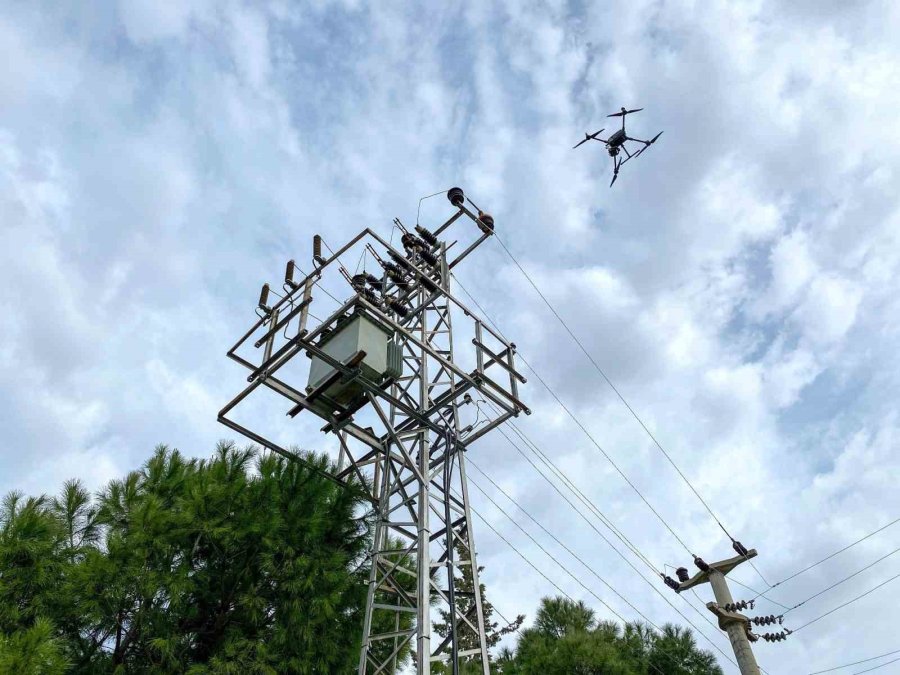 Aedaş, Enerji Nakil Hatlarındaki Arızaları İha Ve Dronlarla Tespit Ediliyor