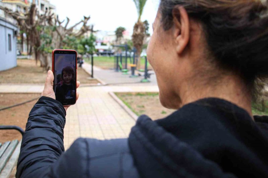 Parkta Kaybolan 1,5 Yaşındaki Çocuk Bir Gün Sonra Bulundu