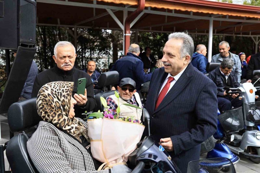 Talas’ta Gönüllere Dokunmaya Engel Yok