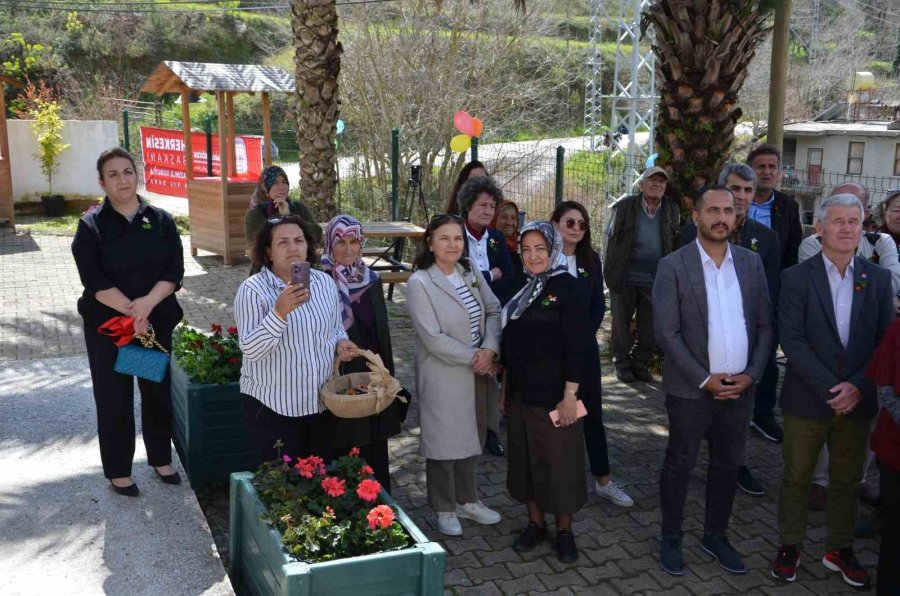 Alanya Sapadere İpek Evi’nde İpek Destekçilerine Anlamlı Tören