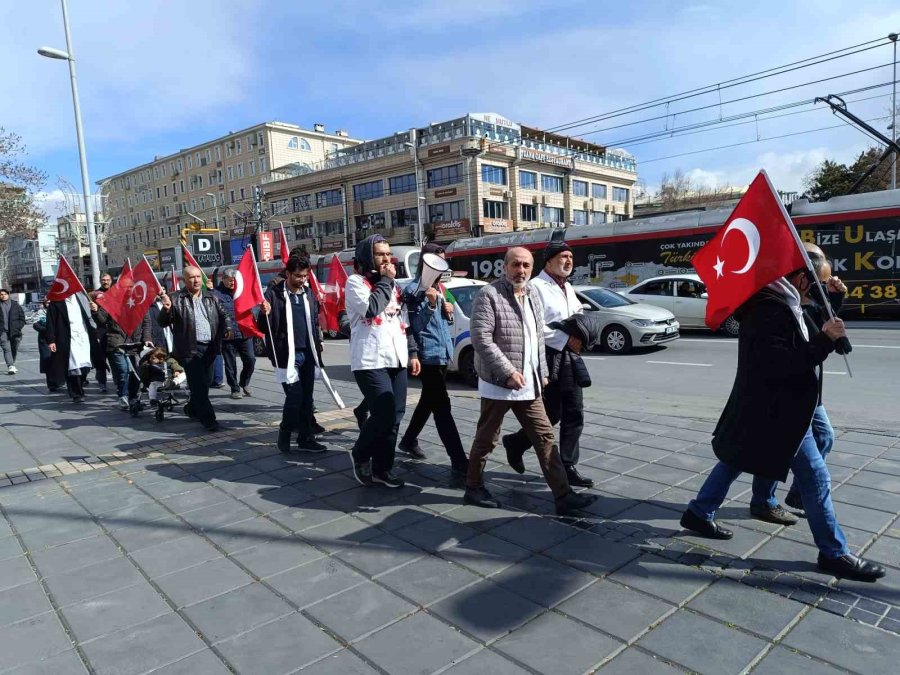 Kayseri’de Hekimlerden Gazze İçin ’sessiz Yürüyüş’