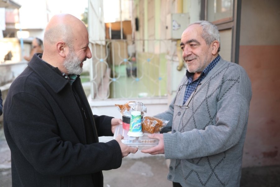 Başkan Çolakbayrakdar: “başın Düşünce Dara, Ahmet Çolakbayrakdar’ı Ara”