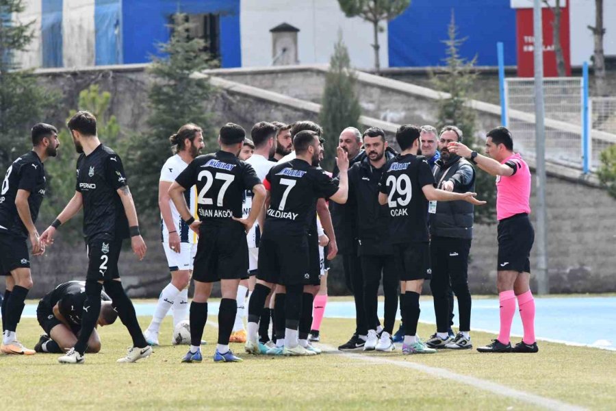 Talasgücü Belediyespor: 0 - İnegöl Kafkasspor: 0