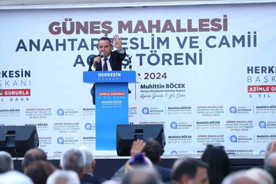 Antalya Güneş Mahallesi’nde Hak Sahiplerine Anahtarları Teslim Edildi