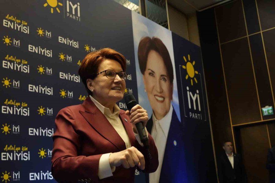 Akşener: "hem İlçe Belediye Başkan Adaylarımıza Destek İstiyorum"