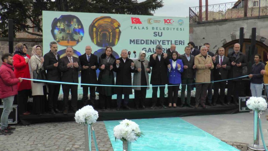 Talas Belediyesi Tarihi Su Sarnıcını Gün Yüzüne Çıkardı