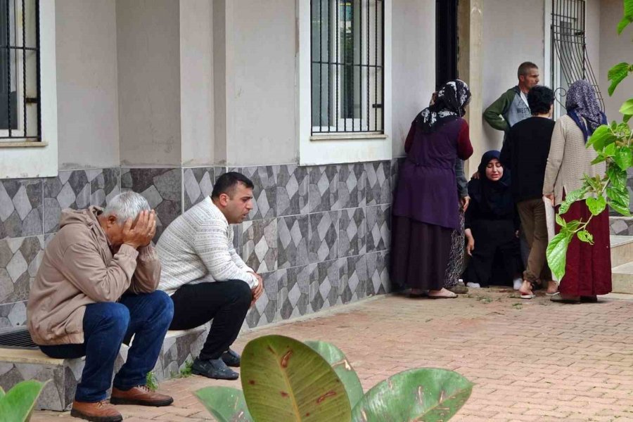 Üniversite Okuyan Annenin En Acı Sınavı 3 Aylık Bebeği Meva Oldu