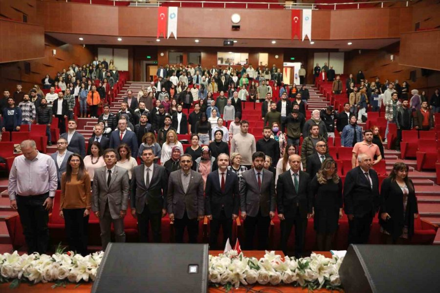 Niğde’de 18 Mart Çanakkale Zaferi’nin Tarihsel Süreci Konferansı Verildi.