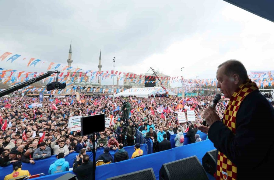 Cumhurbaşkanı Erdoğan: "kamu Bankalarımız Emeklilerin Komisyon Ödemesini 8 Bin Tl İle 12 Bin Tl Olarak Belirledi"