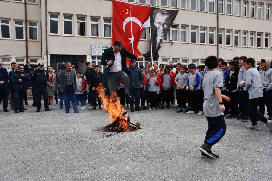 Tomarza’da Nevruz Coşku İle Kutlandı