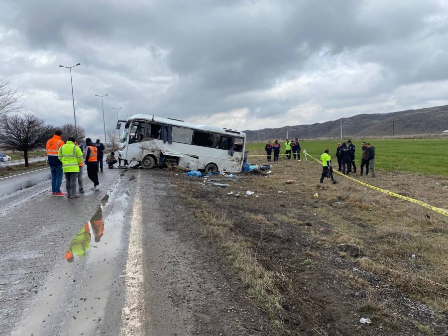 Cezaevi Nakil Aracı Devrildi: 1’i Ağır 11 Yaralı