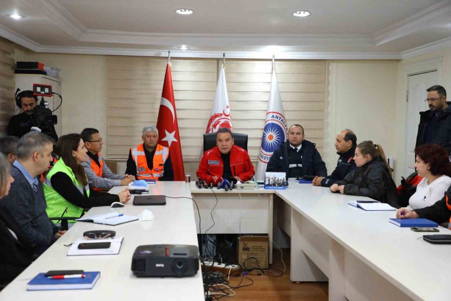 Antalya’da Sel Mağduru 574 Vatandaşın Hesabına Nakit Yardımları Yattı