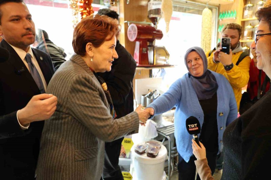 Meral Akşener Eskişehir’de Esnaf Ziyareti Gerçekleştirdi