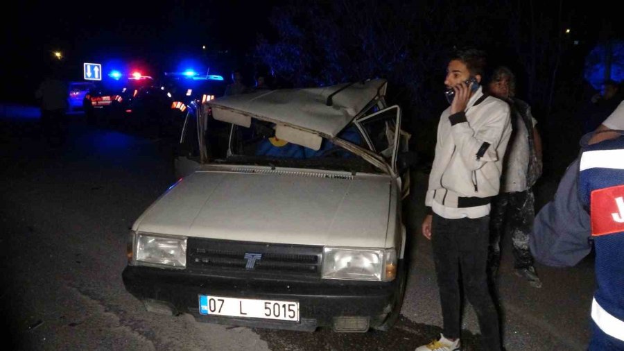 Otomobilin Hurdaya Döndüğü Kazada Emniyet Kemeri Hayat Kurtardı