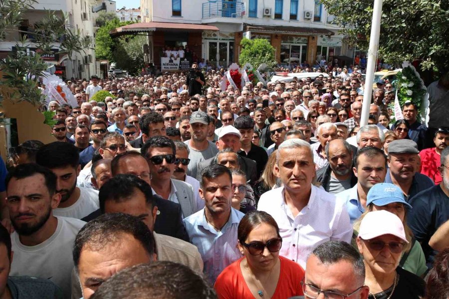 Kaş Belediye Başkanı Erol Demirhan Görevi Devraldı