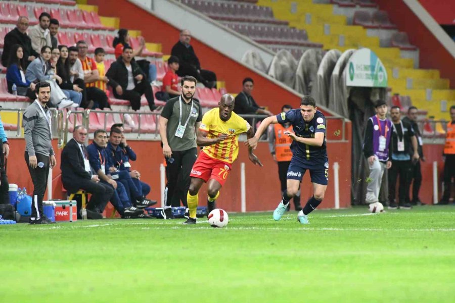 Trendyol Süper Lig: Kayserispor: 0 - Kasımpaşa: 1 (ilk Yarı)