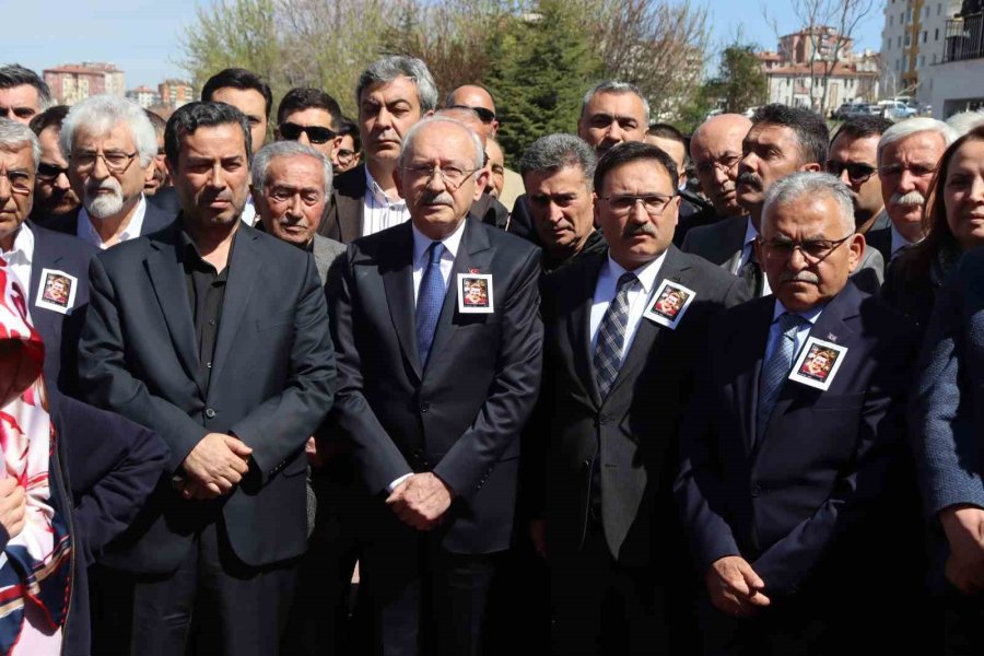 Kemal Kılıçdaroğlu, Chp Kayseri İl Başkanı’nın Oğlunun Cenazesine Katıldı