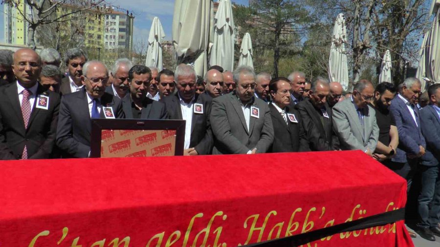 Chp İl Başkanının Oğlu Son Yolcuğuna Uğurlandı