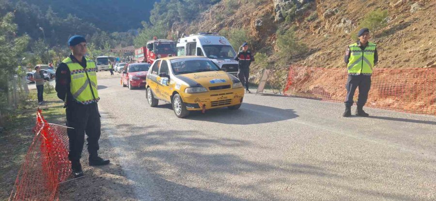 Jandarma Ekipleri Tırmanma Şampiyonası’nda Güvenliği Sağladı