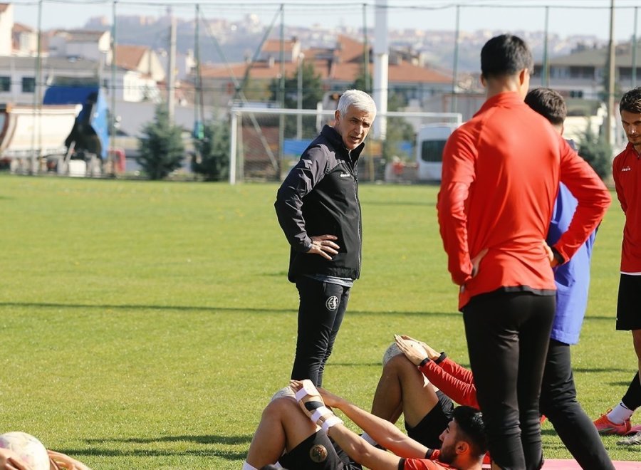 Eskişehirspor’da Önder Karaveli Dönemi Sona Erdi