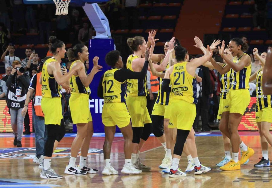 Kadınlar Euroleague Final Four: Fenerbahçe: 89 - Çbk Mersin: 80