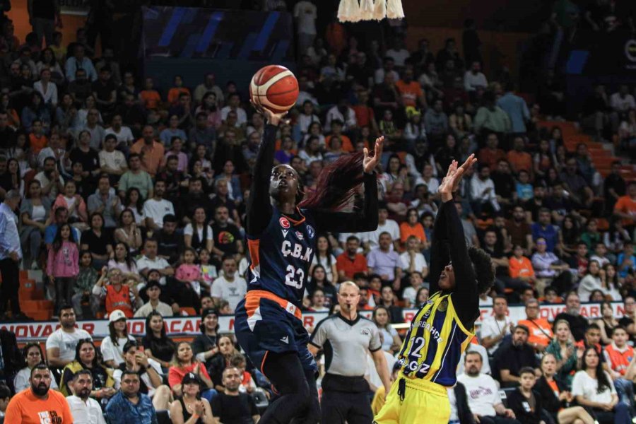 Kadınlar Euroleague Final Four: Fenerbahçe: 89 - Çbk Mersin: 80