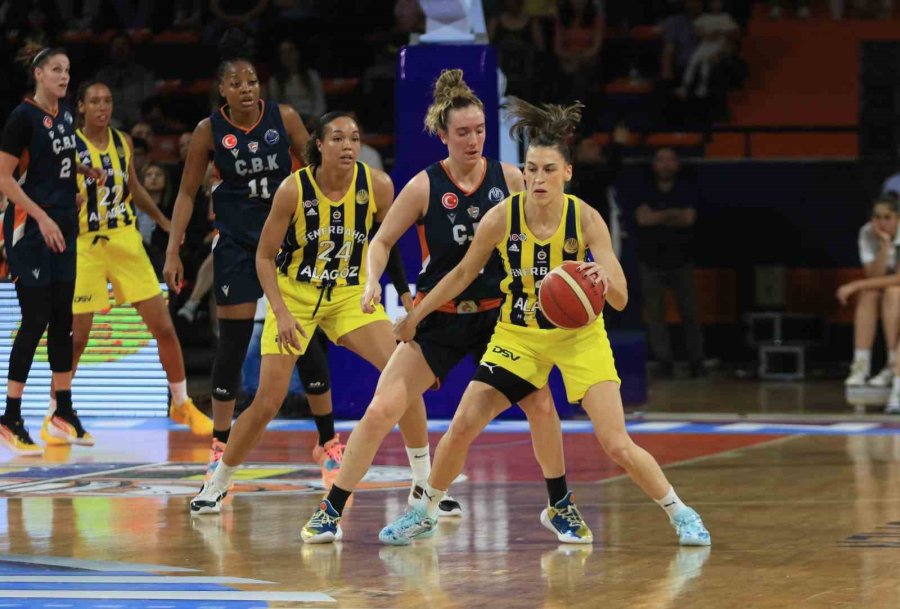 Kadınlar Euroleague Final Four: Fenerbahçe: 89 - Çbk Mersin: 80