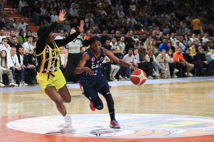 Kadınlar Euroleague Final Four: Fenerbahçe: 89 - Çbk Mersin: 80