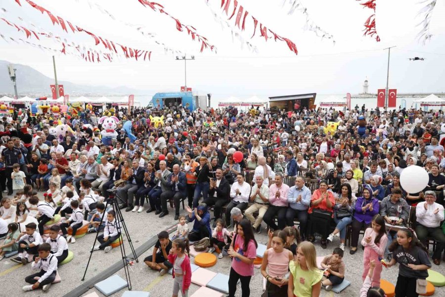 Alanya’da En Renkli Festival