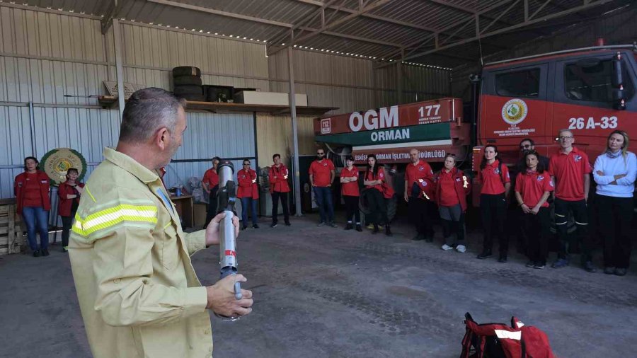 Eskişehir Orman Bölge Müdürlüğü’nden Dak Üyelerine Yangın Eğitimi