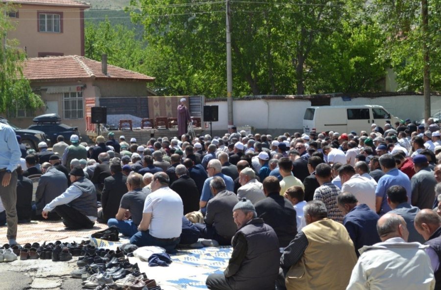 Günyüzü İlçesinde Yağmur Duaları Yapılıyor