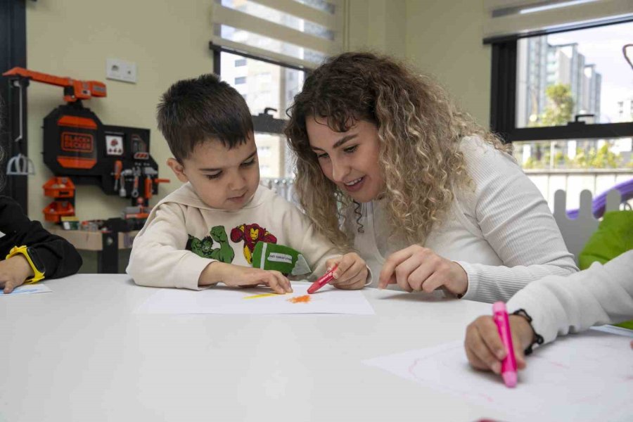 Tarsus’ta Açılan ’çocuk Gelişim Merkezi’ Hizmete Başladı