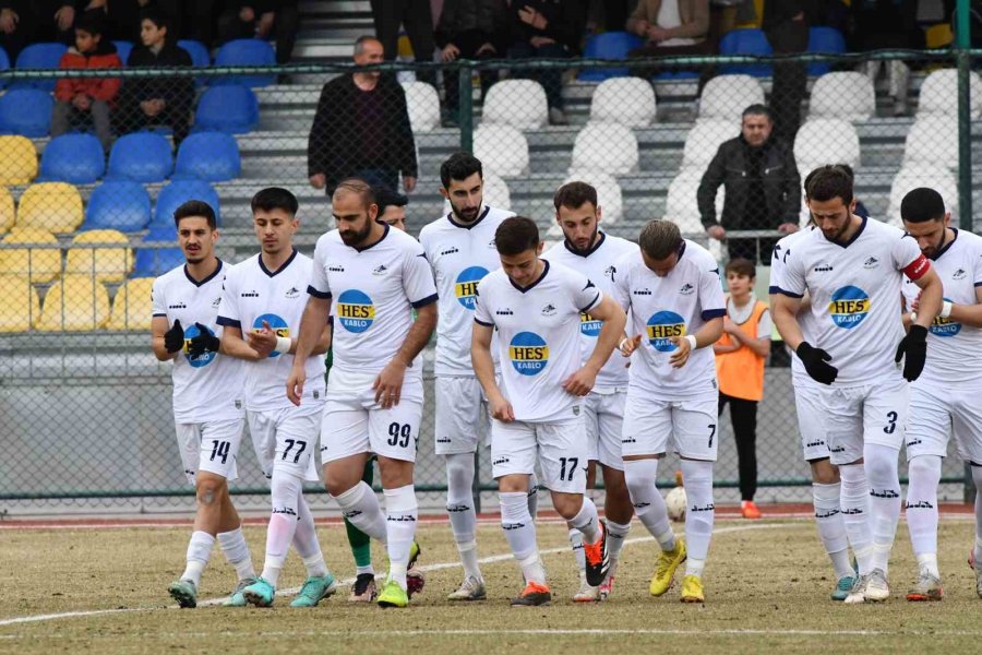 Bal 11. Grup: Develigücü Kümede Kaldı, Hacılar Erciyesspor Düştü