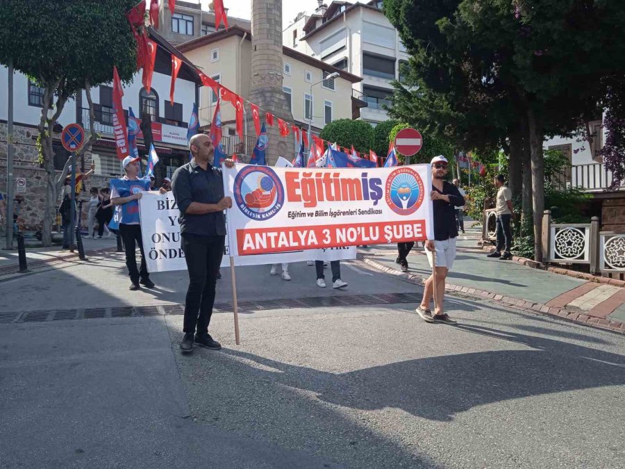 Alanya’da 1 Mayıs Kutlaması