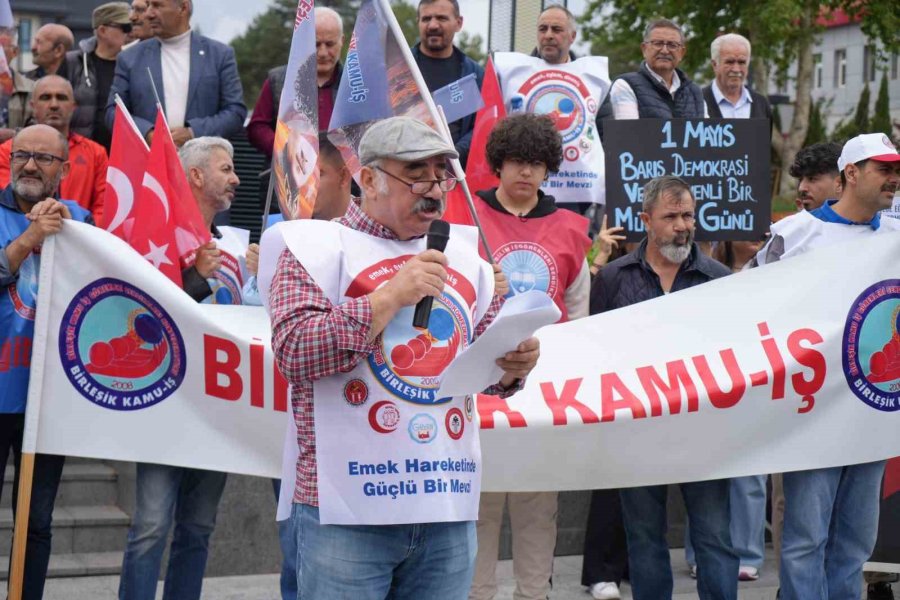 Niğde’de 1 Mayıs Halaylarla Kutlandı