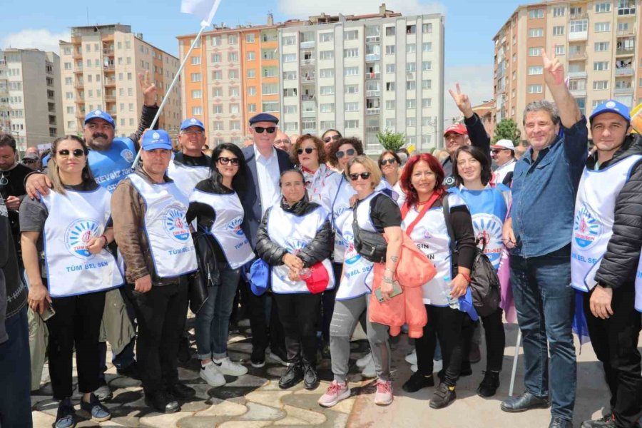 Başkan Kurt, 1 Mayıs’ta İşçi Ve Emekçileri Yalnız Bırakmadı