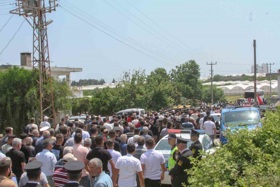 Şehit Mustafa Şen Son Yolculuğuna Uğurlandı