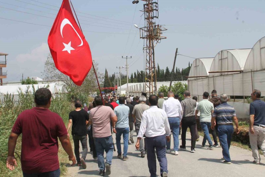 Şehit Mustafa Şen Son Yolculuğuna Uğurlandı