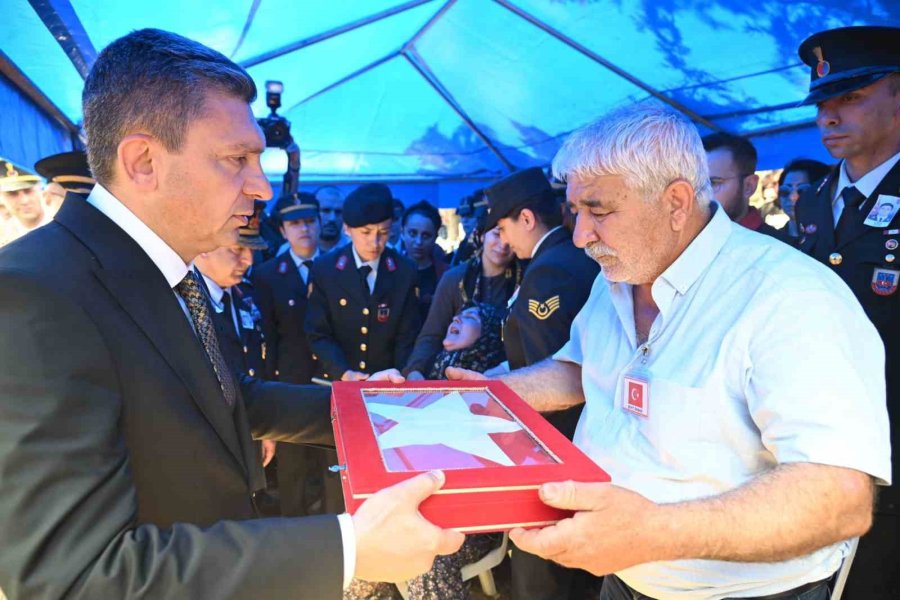 Şehit Mustafa Şen Son Yolculuğuna Uğurlandı