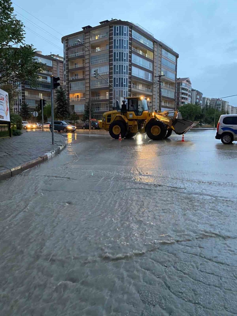 Ereğli Belediyesi Sel Çalışmalarında Yoğun Çaba Harcadı