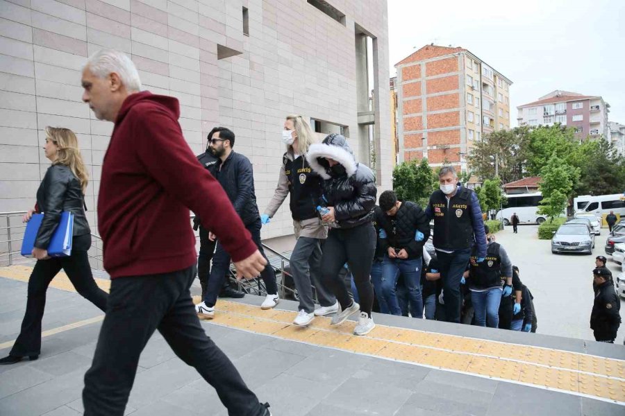 Eskişehir Merkezli Yapılan Fuhuş Operasyonunda 7 Şüpheli Adliye Sevk Edildi